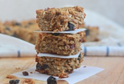 Chewy Blueberry Sunflower Seed Granola Bars