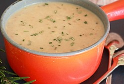 Creamy Tuscan White Bean & Garlic Soup with Rosemary