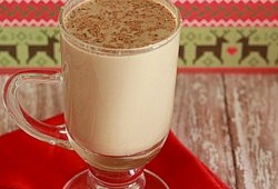 Crock Pot Eggnog Lattes