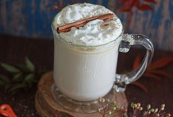 Slow Cooker Pumpkin Spice White Hot Chocolate