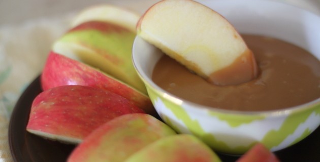 Easy Caramel Apple Dip