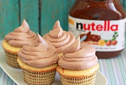 Fluffy Nutella Buttercream Frosting