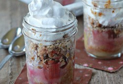 Rhubarb Crisp in a Jar