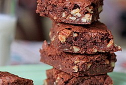 Ridiculously Easy One-Bowl Brownies