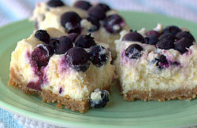 Blueberry lemon cheesecake squares