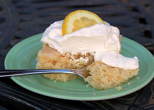 Super-moist lemon cake | kitchentreaty.com