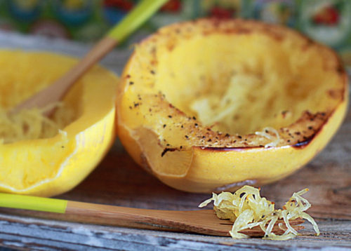 How to Cook Spaghetti Squash In the Oven or Microwave