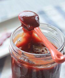 Our very favorite homemade barbecue sauce (it's so easy!) | Kitchen Treaty