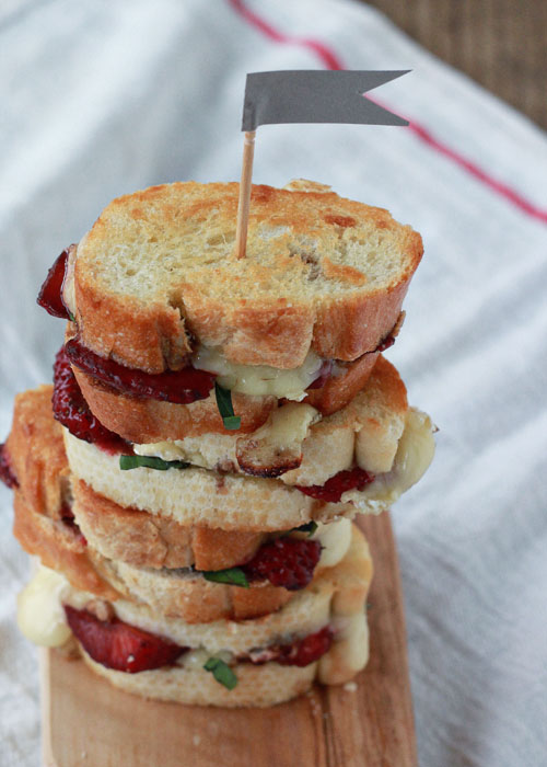 Balsamic Strawberry and Brie Grilled Cheese Sliders Kitchen Treaty
