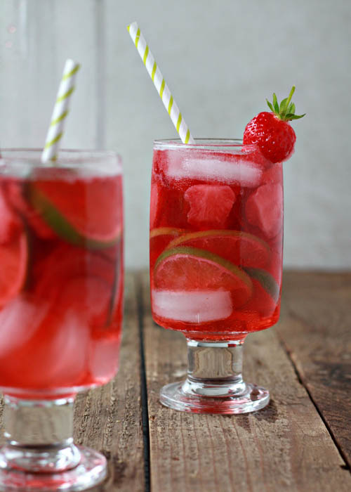 Strawberry Lime Rosé Sangria | Kitchen Treaty