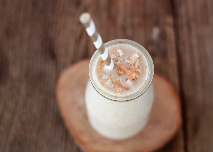 Treat yourself to this rich and creamy #vegan toasted coconut smoothie from kitchentreaty.com. Bonus: a full serving of heart-healthy flaxseed is in there, too!