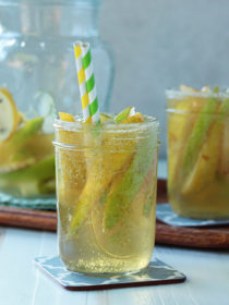 Ginger Pear White Sangria - Sweet Autumn pears and zippy ginger join up in this spiced sangria that couldn't be more perfect for the season.