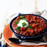 Slow Cooker Quinoa, Sweet Potato, & Black Bean Chili - a protein-rich (and very tasty) vegetarian chili recipe