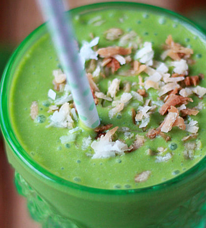 Toasted Coconut Green Smoothie - a creamy, dreamy, coconutty vegan smoothie