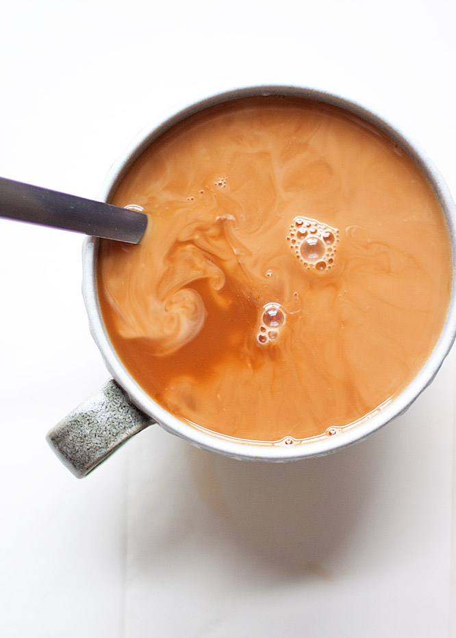 9 rich and creamy vegan coffee creamer options - You can still have that decadent cup of coffee! Healthier homemade and store-bought dairy-free creamers that aren't cloyingly sweet and don't have a ton of strange-sounding ingredients. 