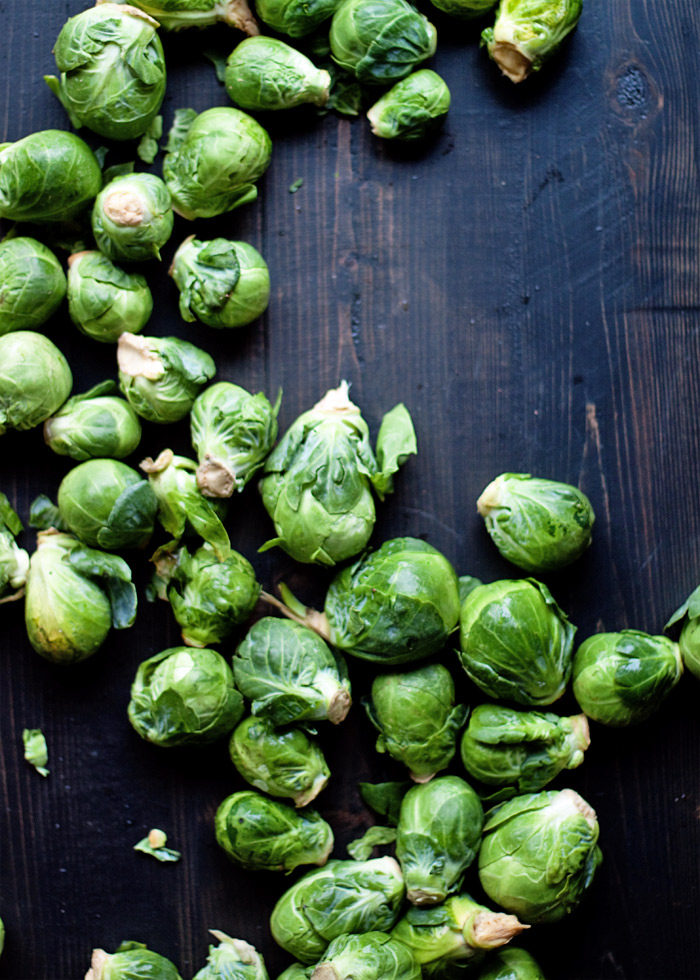 How to Roast Brussels Sprouts - the method that made Brussels sprouts my favorite vegetable, hands down!