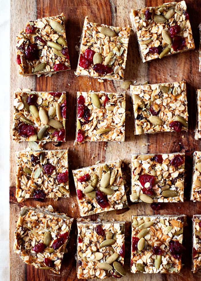 nobakepeanutbuttergranolabarscranberriespepitas3 Kitchen Treaty