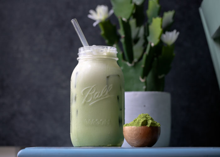 Such an easy recipe! Simply dissolve the matcha right in your mason jar, add the remaining ingredients, screw on the lid, and shake shake shake! Then just plop in a straw and drink for instant energy.
