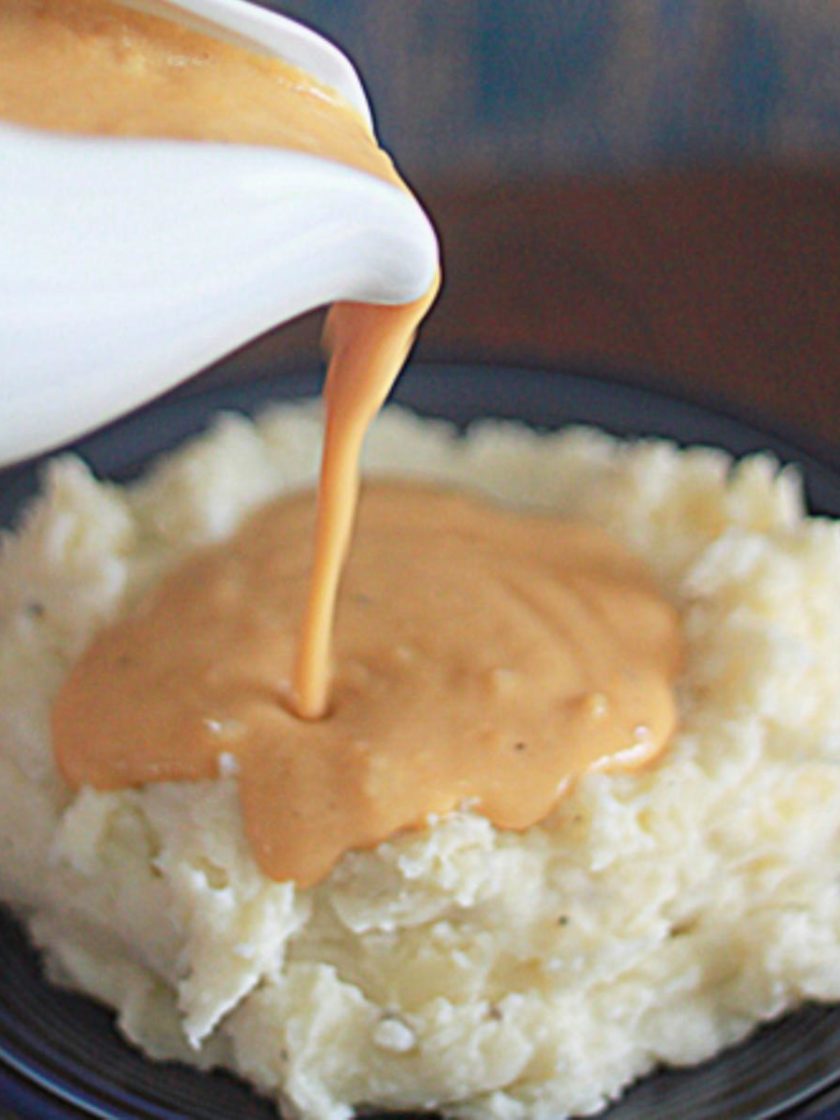 Easy Vegetarian Onion Gravy