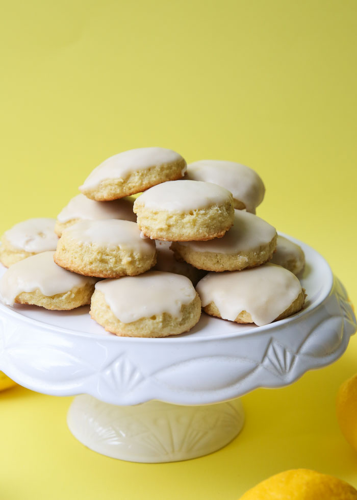 These gluten-free and dairy-free lemon cookies are moist, light, and soft. Melt-in-your-mouth lemony goodness - and ridiculously easy, too!