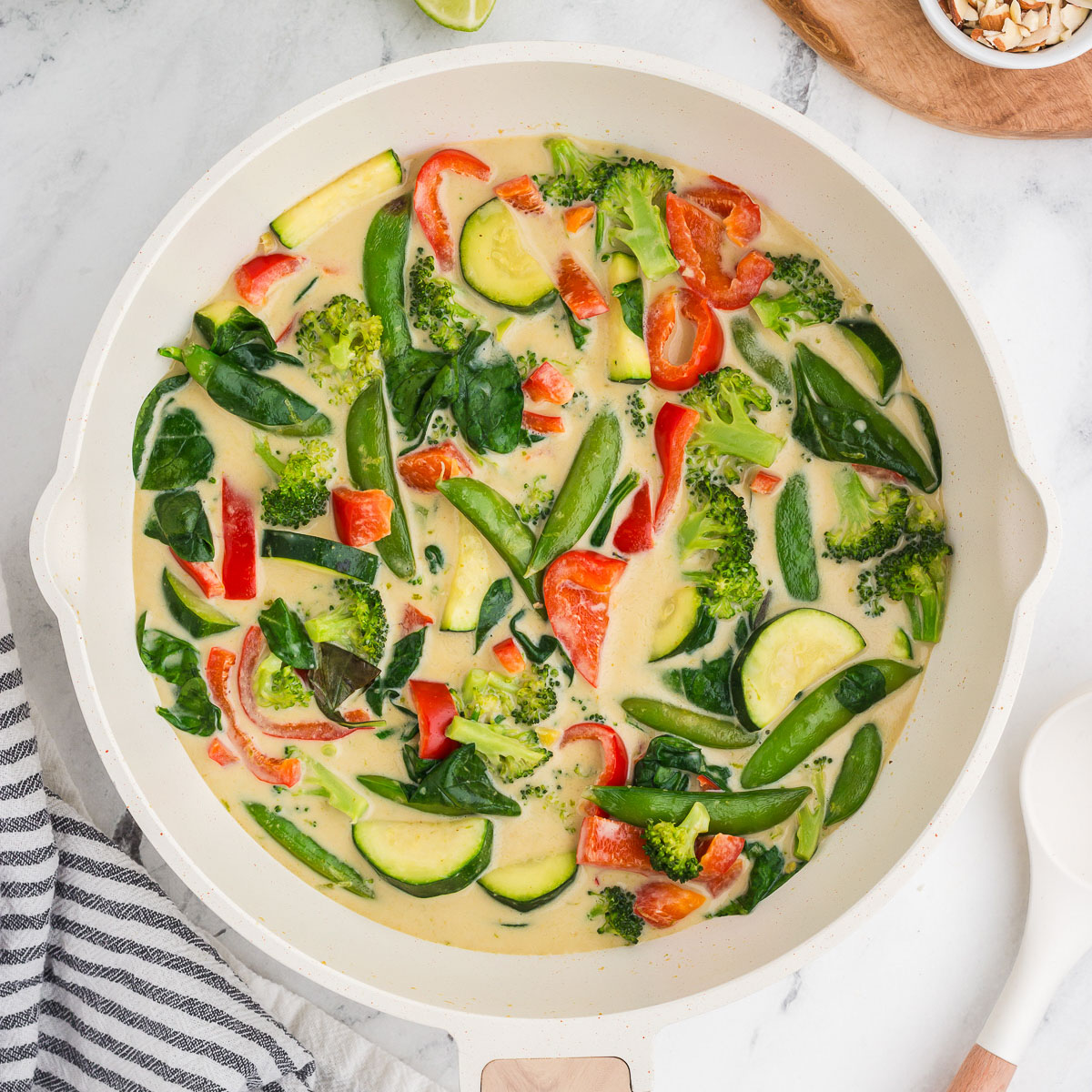 thai green curry salad dressing Prik Gaeng Khiao Waan (Thai Green Curry Paste)