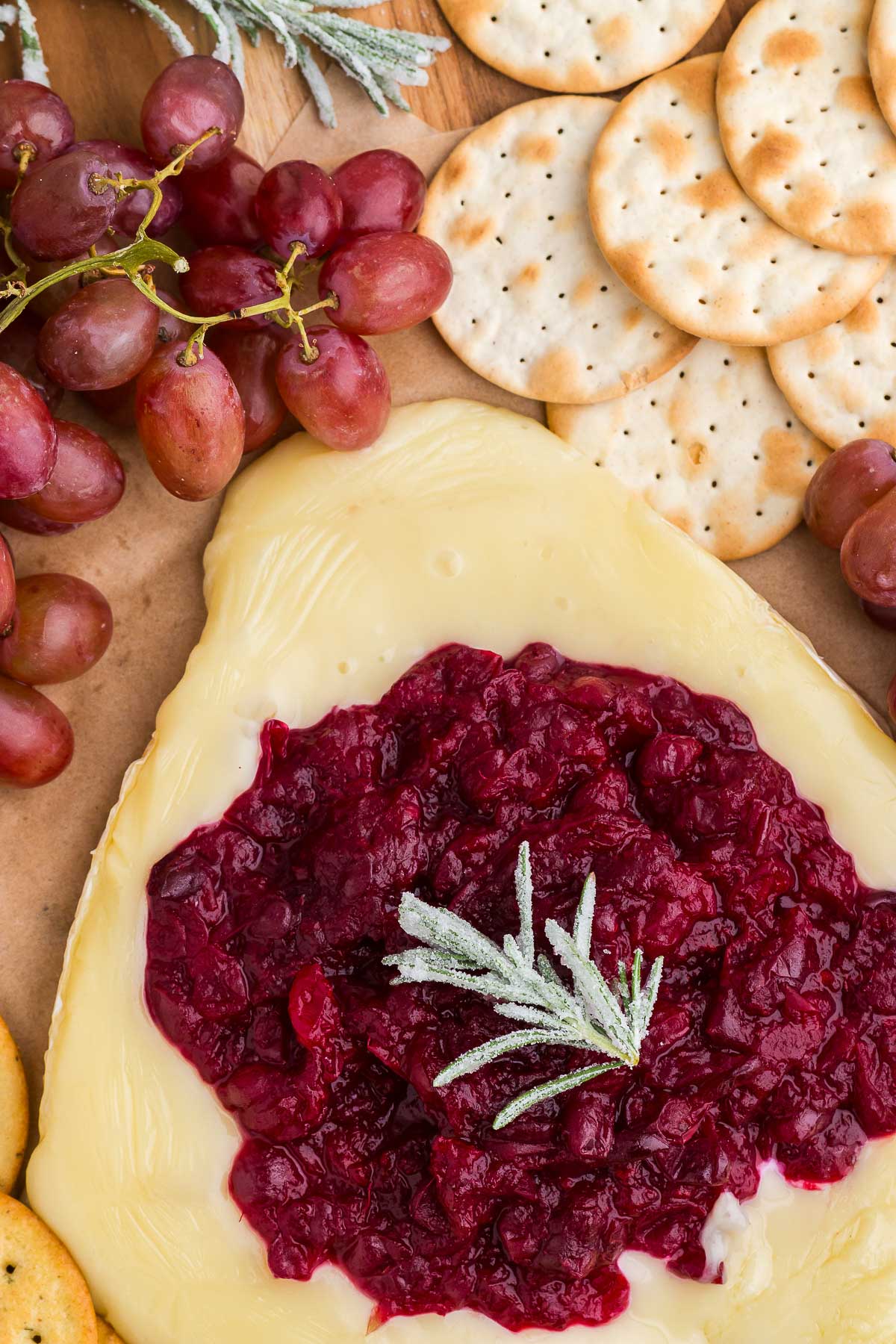 cranberry baked brie with grapes and crackers