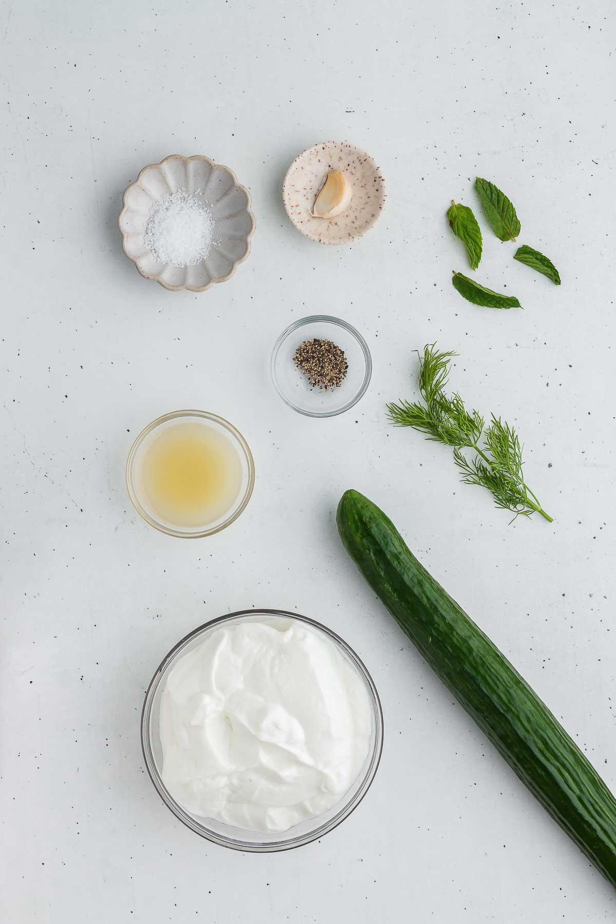 ingredients for traditional tzatziki sauce